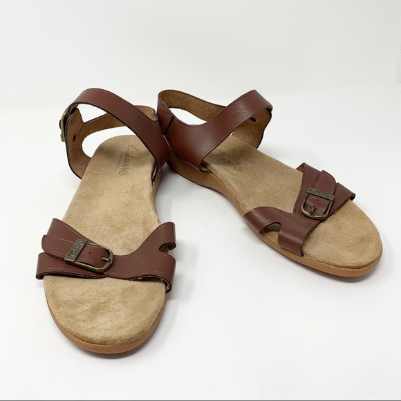 clarks brown leather sandals